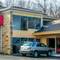 Econo Lodge & Suites Warren