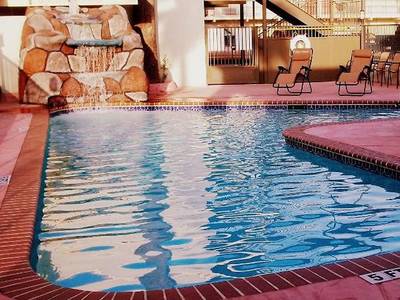 Whispering Palms Inn