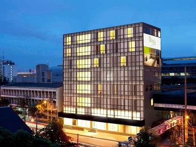 D Varee Xpress Makkasan