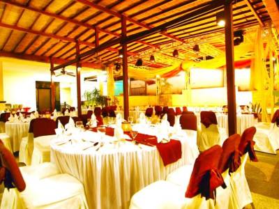 Nirmala Hotel & Convention Centre by ZEN Rooms