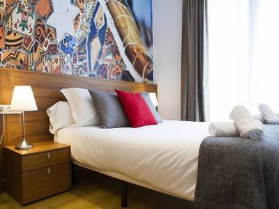 Dailyflats Barcelona Center - Carrer Villarroel 28