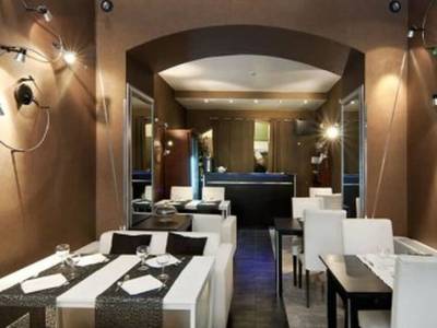 Royal Palace Luxury Hotel