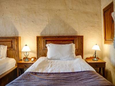 4ODA Cave House Boutique