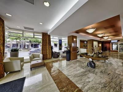 Courtyard by Marriott San Juan Miramar