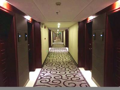 Chuanghui Business Hotel