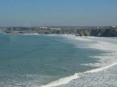 Cliff House B&B & The Moorings Apartments