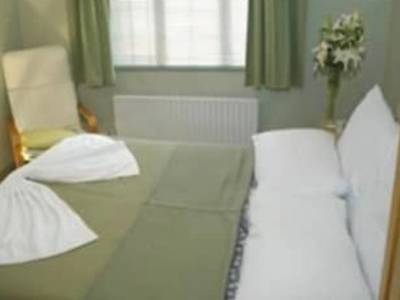 Furnival Lodge - Guest house