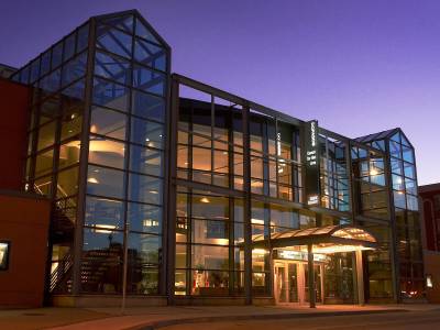 Staybridge Suites Hamilton - Downtown