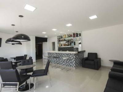 Monte Serrat Hotel (Foto)