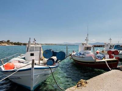 Tarsa Seaside Studios & Apartments