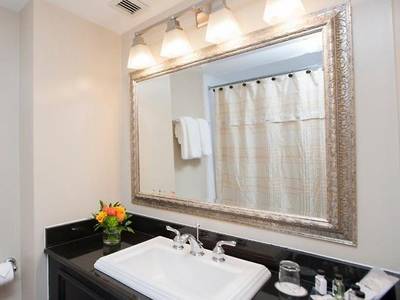 Old Stone Inn Boutique Hotel