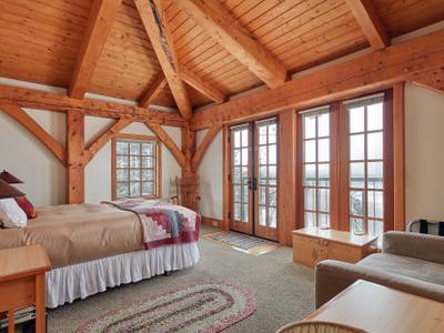 The Lodge at Black Rapids