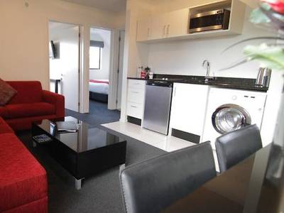 Metropolitan Executive Motel Apartments