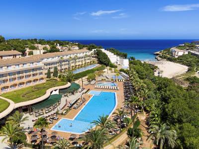 best FAMILY Cala Mandia