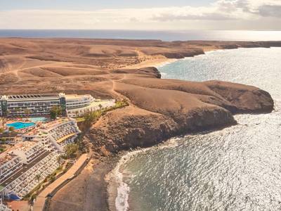 Sandos Papagayo Beach Resort