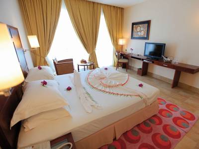 Hulhule Island Hotel