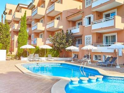 Universal Apartamentos Laguna Garden 