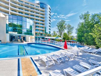 Marina Grand Beach Hotel