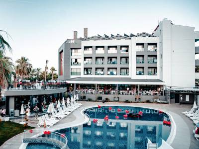 Blauhimmel demnächst Istanbul Beach Hotel