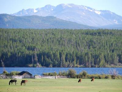 Terra Nostra Guest Ranch & Nature Trails Wilderness Lodge