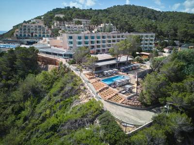 Invisa Figueral Resort Club Cala Verde