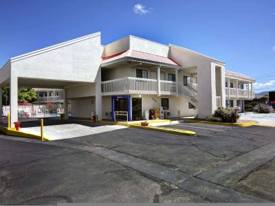 Motel 6 Santa Fe - Cerrillos Road South