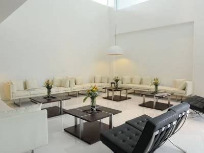 Springs Hotel And Spa Bangalor