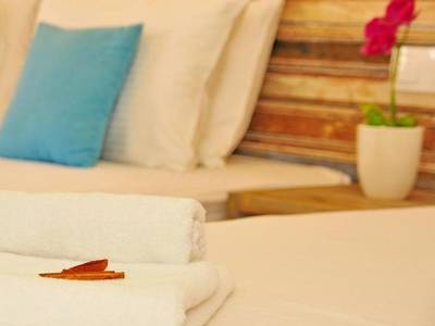 Cleopatra Apartments