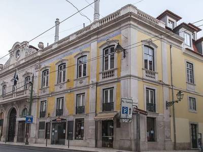 Palacio Camoes Serviced Apartements