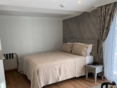 Regency World Suite Hotel