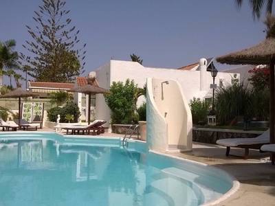 Birdcage Resort Gay Lifestyle Hotel