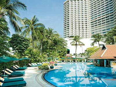 Royal Orchid Sheraton Hotel & Towers