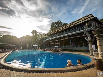 Peace Laguna Resort & Spa