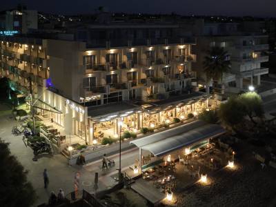 Golden Star City Resort