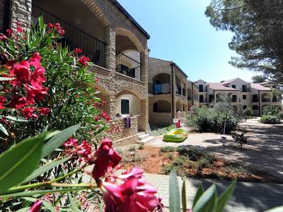 Zaton Holiday Resort Apartments