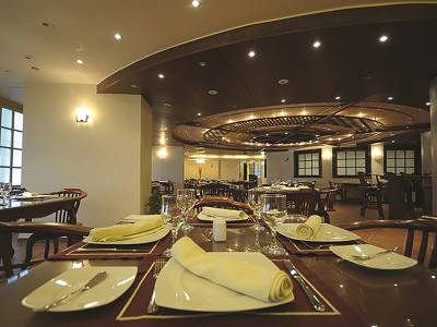 Cherry Maryski Hotel