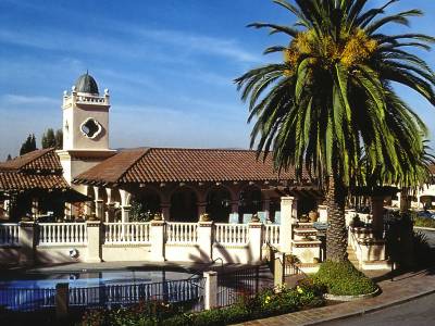 Best Western Plus El Rancho Inn & Suites