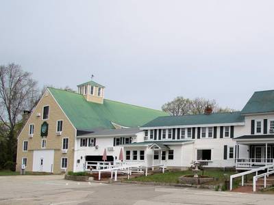 Merrill Farm Inn & Resort