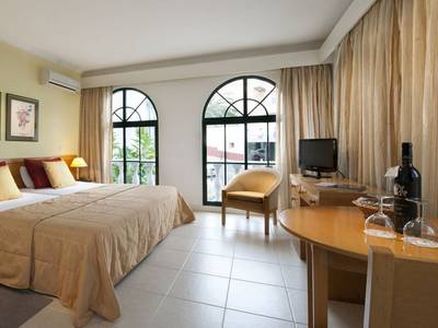 Roca Mar Lido Resorts - Roca Mar & Royal Orchid