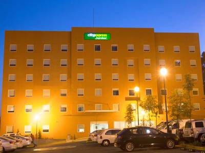 City Express Junior Puebla Finsa