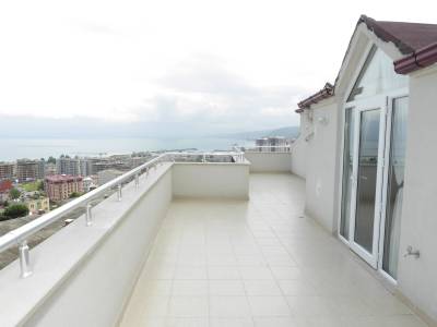 Royal Life Residence