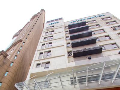 Lotus Family Hotel Masjid India