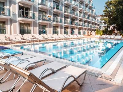 Emre Beach & Emre Hotel