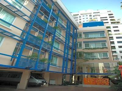 Silom Convent Garden