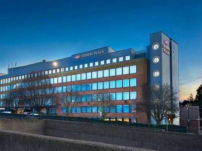 Crowne Plaza London Ealing