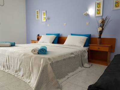 Pyrgos Hotel Apartments