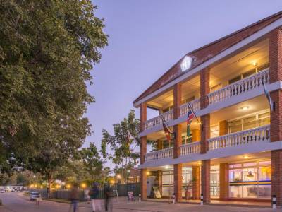 The N1 Hotel Victoria Falls