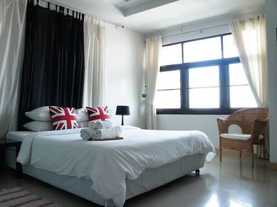 Ratchadamnoen Residence