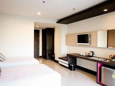 Crystal Suites Suvarnabhumi Airport