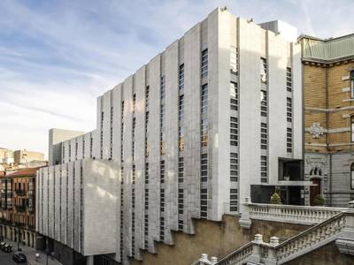 Mercure Bilbao Jardines De Albia